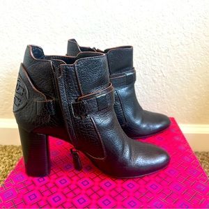 Tory Burch Black Derby Bootie Women’s 8.5